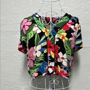 Forever 21 Multi Color Hawaiian Floral Crop Top Button Up